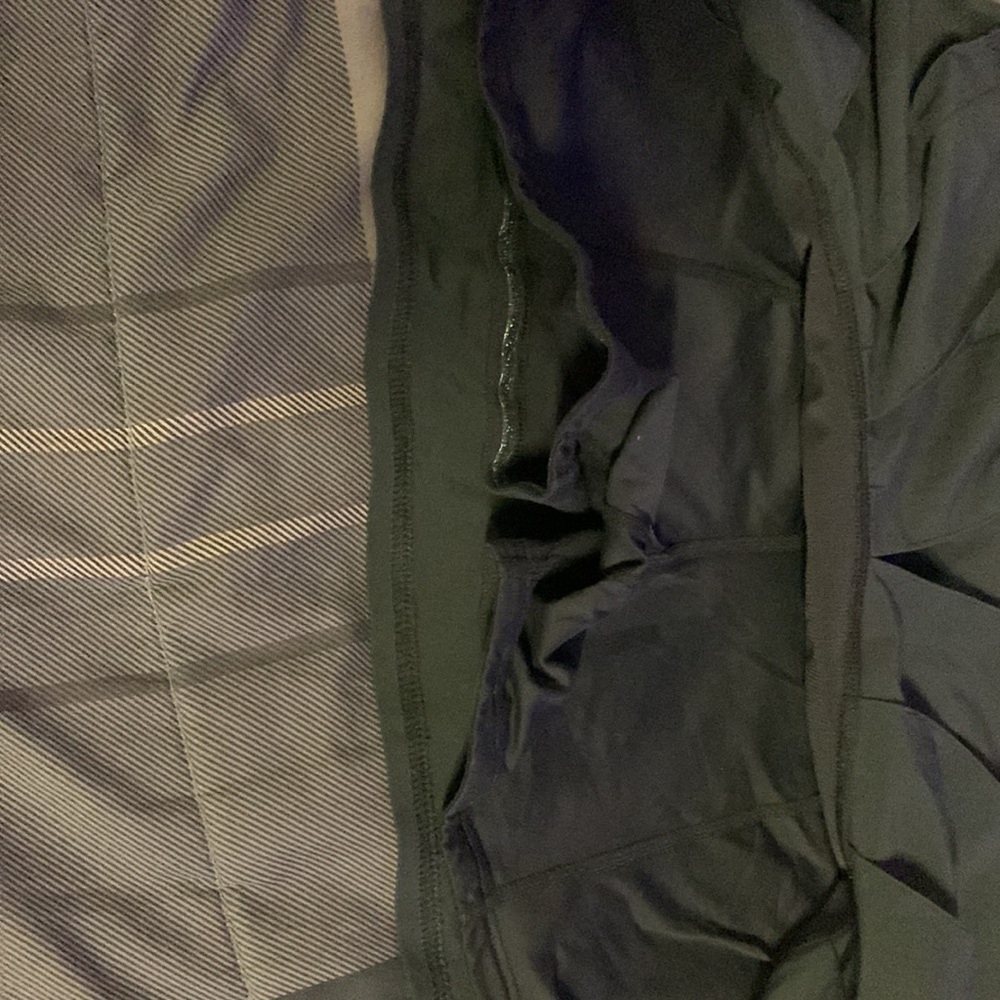 Lululemon skirt black - Picture 4 of 4